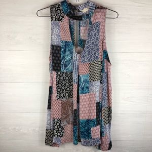 ☀️Entro NWT L multi Color Cold shoulder blouse